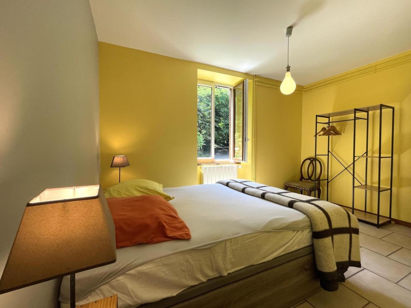 B&B - Chambres D'Hotes Acoucoula オルテズ エクステリア 写真